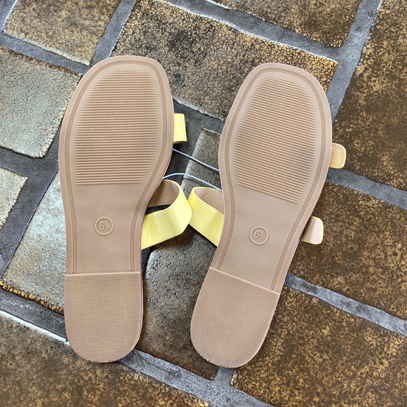 🛍 6 for $35 • NWT A New Day Penny Yellow Buckle Strap Slide On Sandals - Picture 9 of 10